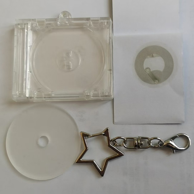 Miniatuur functionele CD-sleut - Tech Keychain Accessories recensie en prijs